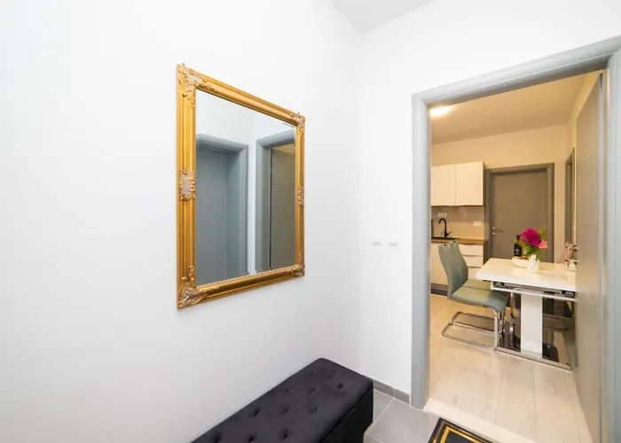 Angy Apartman *