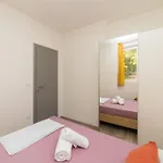 Angy شقة بلوتشي