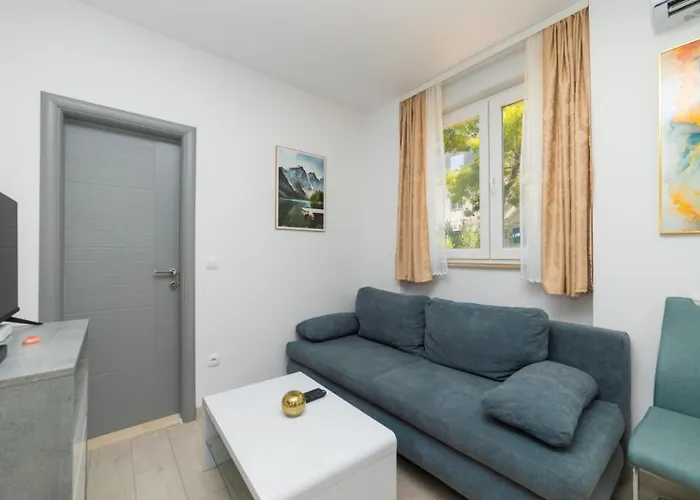 Angy Apartman Ploče