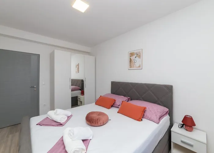 Angy Apartment *